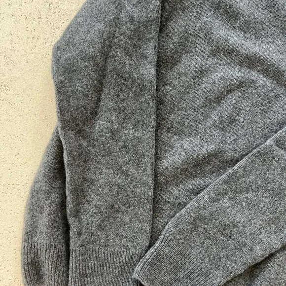 Zara Charcoal Crewneck Sweater - Picture 3 of 4